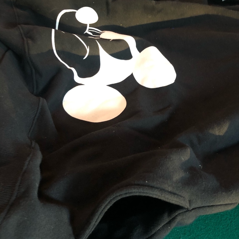 Sweatshirt - Picture 4 of 4